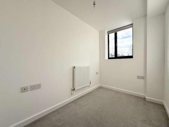 Apartment for rent in Upton, Acol
