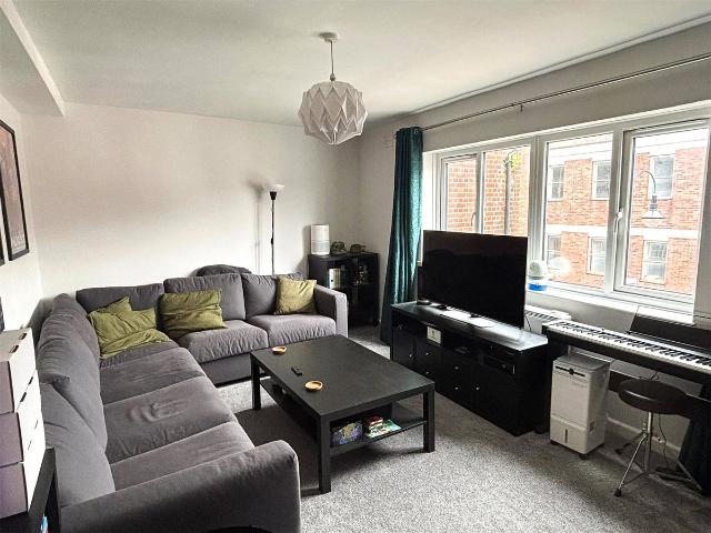 Studio for rent in Bromsgrove