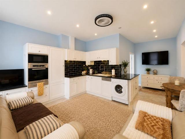 Apartment for rent in Beamhurst, Staffordshire