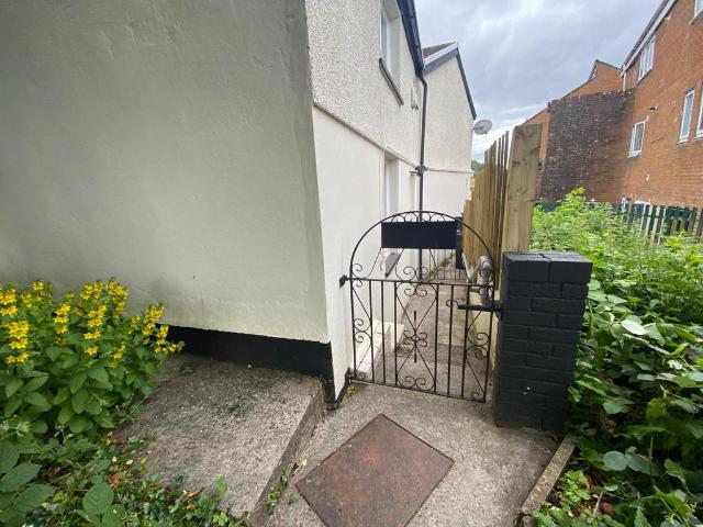 House for rent in Vaynor, Wales