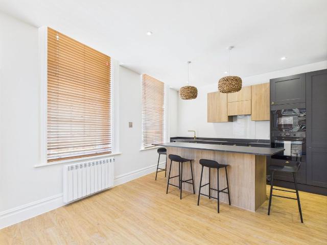 Apartment for rent in Ewens Farm, Golden Valley