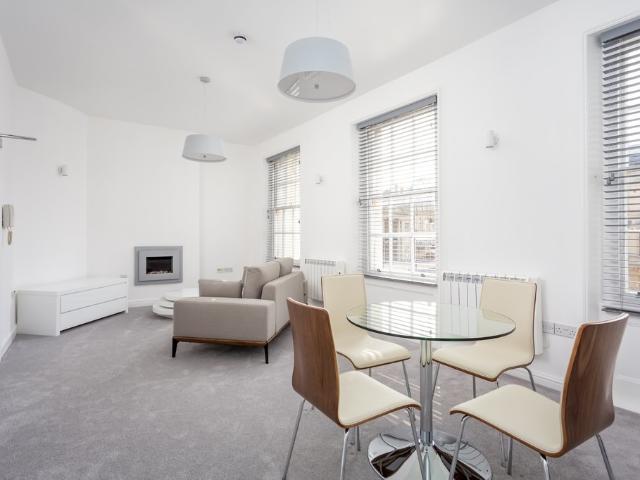 Apartment for rent in Ewens Farm, Golden Valley