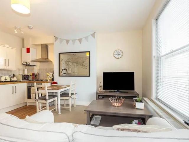 Apartment for rent in Ewens Farm, Golden Valley