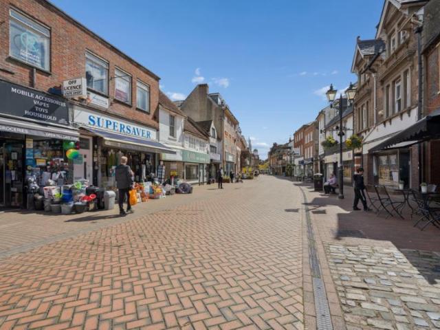 Apartment for rent in Chesham