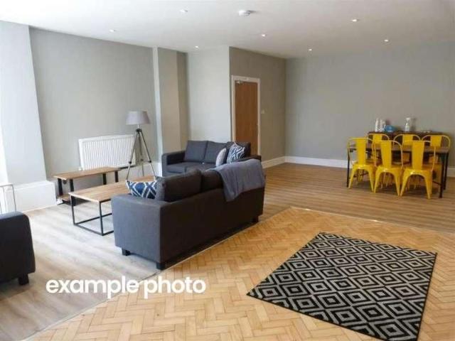 Apartment for rent in Castle Quarter, Falcon Lodge