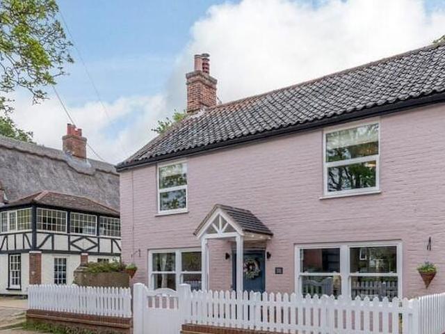 House for rent in Lyons, Greater London