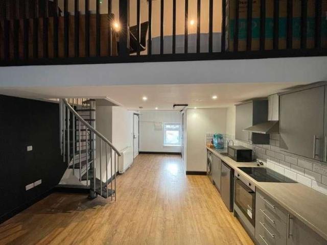 Apartment for rent in Hammond Street