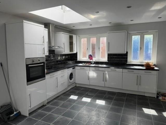 Apartment for rent in Cross In Hand, East Sussex