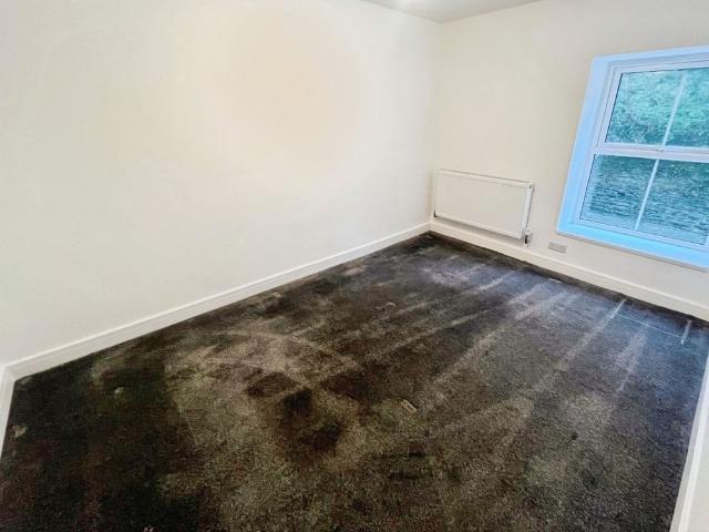 House for rent in Pontypridd, Wales