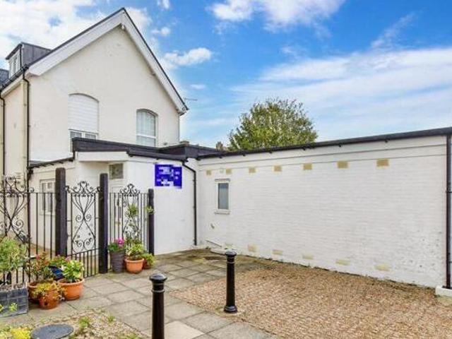 House for sale in Middle Deal, Ash