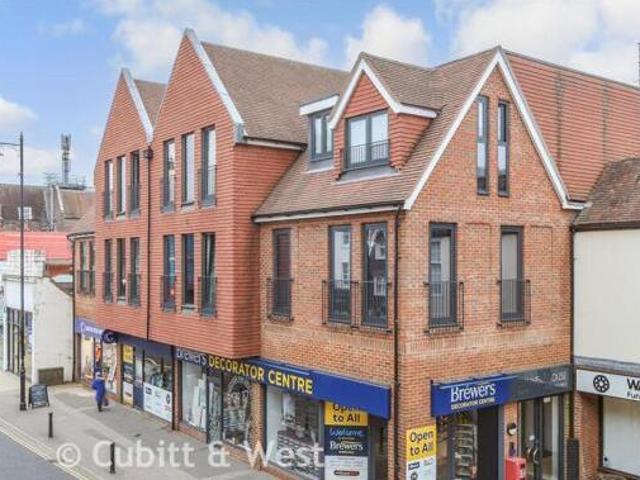 House for sale in Pachesham Park, Surrey