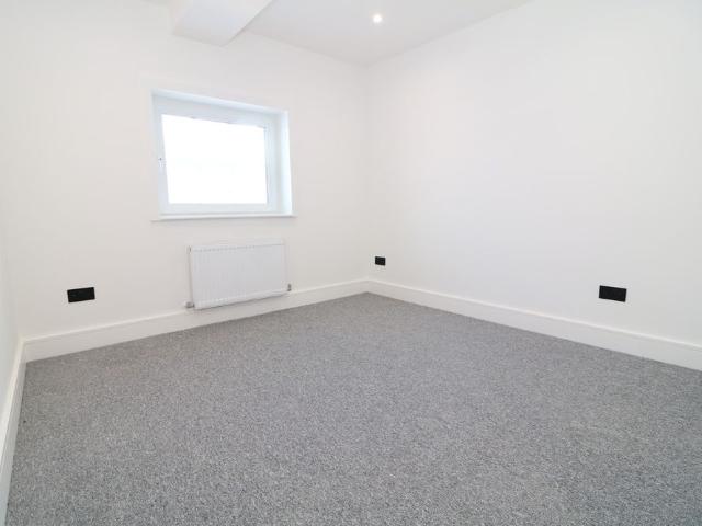 Apartment for rent in Rose Hill, Mole Valley