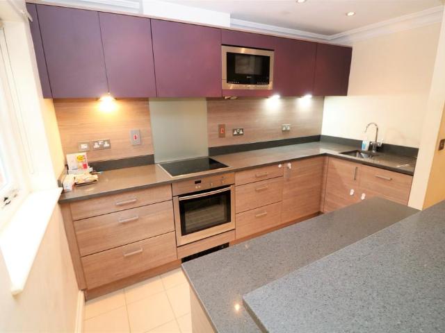 House for rent in Rose Hill, Pachesham Park