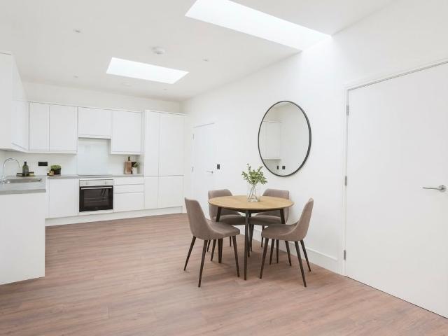 Apartment for rent in Rose Hill, Mole Valley