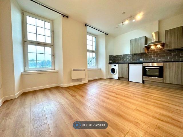 Studio for rent in Dalreoch, Dumbarton