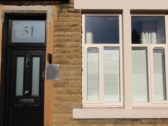 House for rent in Shirebrook Park, Charlesworth