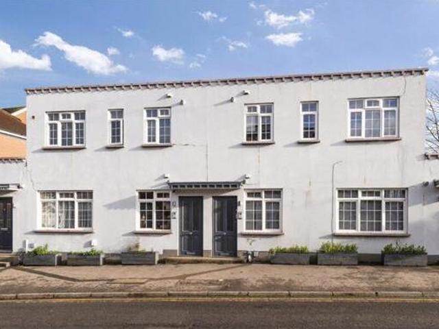 House for sale in The Butts, Kent