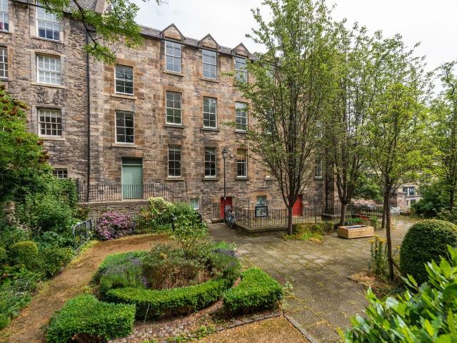 Apartment for rent in Old Town, Scotland
