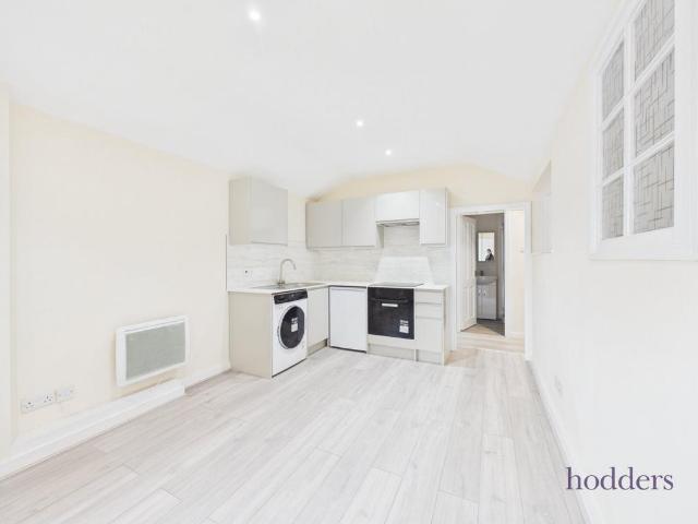 Apartment for rent in Egham, Runnymede