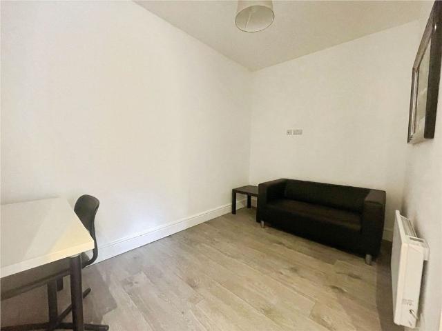 Apartment for rent in Egham, Runnymede