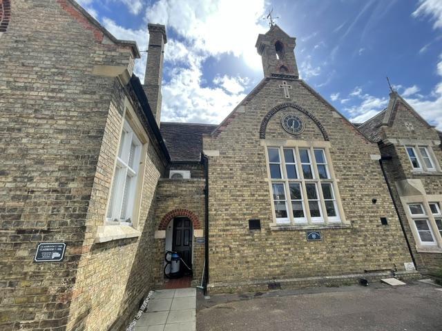 House for rent in Bedford