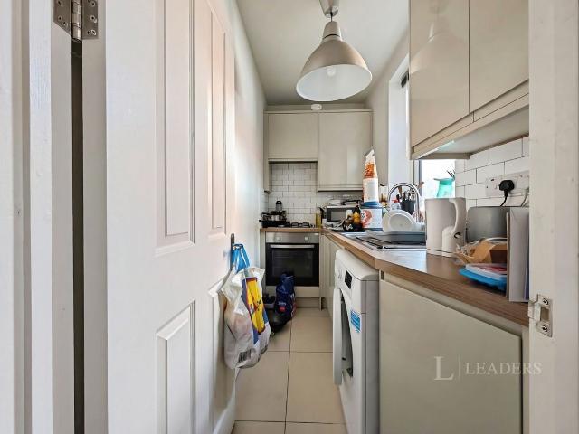 Apartment for rent in Woodcote, Epsom