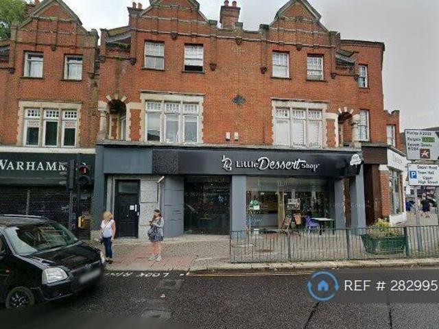 House for rent in Woodcote, Epsom
