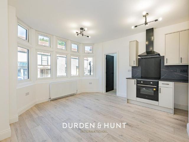 Apartment for rent in Ongar, Epping