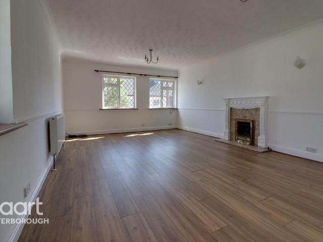 Apartment for rent in Peterborough