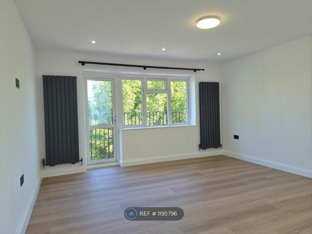 Apartment for rent in London Borough of Hounslow, Feltham