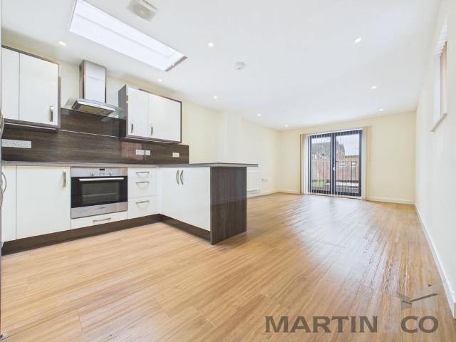 Apartment for rent in Priddy's Hard, Middlecroft