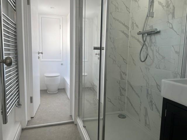 House for rent in Pachesham Park, Surrey
