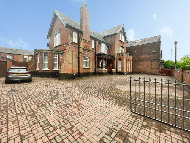 Apartment for rent in Lee Bank, Greater Manchester