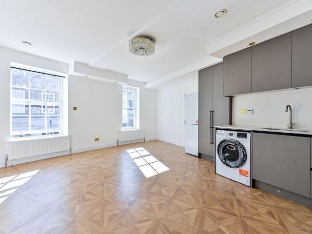 Apartment for rent in Charlotteville, Guildford