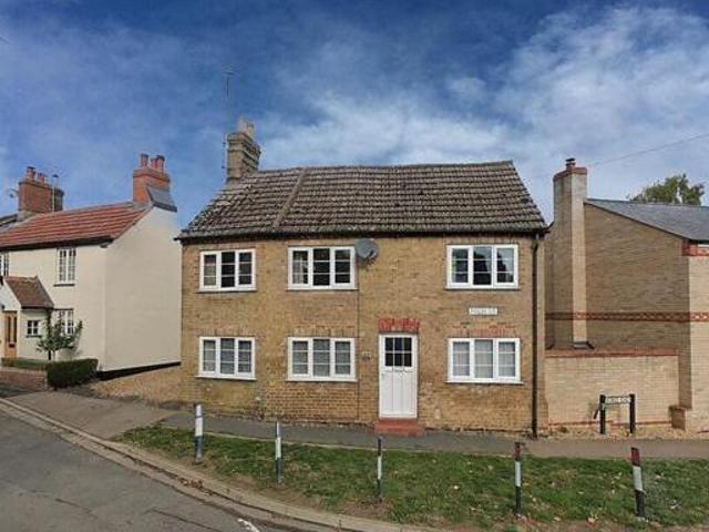 House for rent in Lyons, Greater London