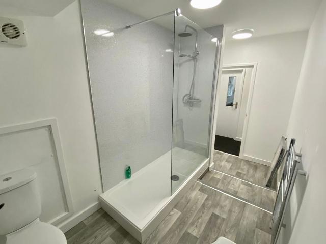 Apartment for rent in Cross In Hand, East Sussex