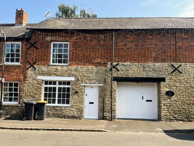 House for rent in Harrold, Bedford