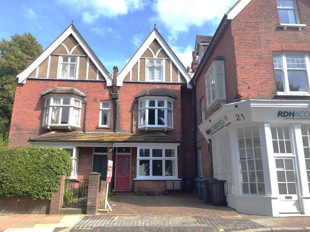 Apartment for rent in Harrow On The Hill, Greater London