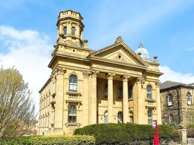 House for sale in Heckmondwike, West Yorkshire