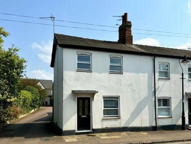 House for sale in Henlow, Bedfordshire