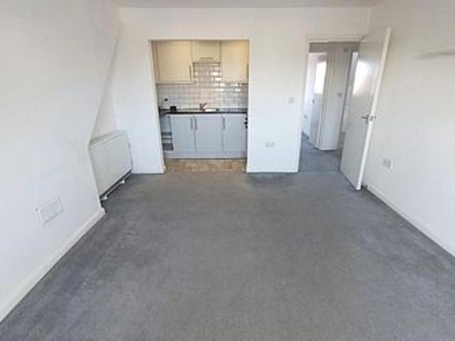 Apartment for rent in Mickleburgh Hill, The Bridge