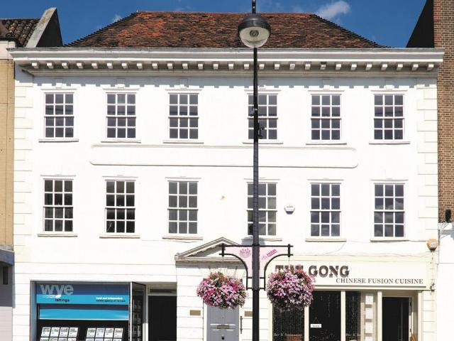 Apartment for rent in Daws Hill, Cressex