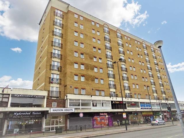 Apartment for rent in London Borough of Hounslow, Greater London