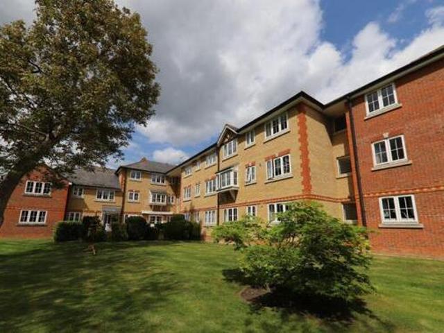 House for sale in Batchworth