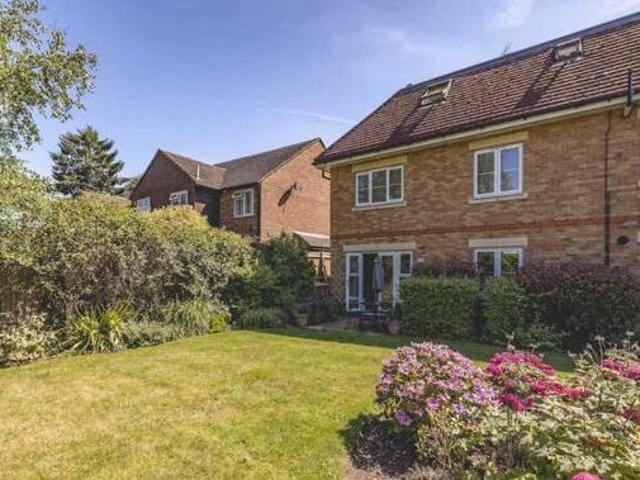 House for sale in Iver