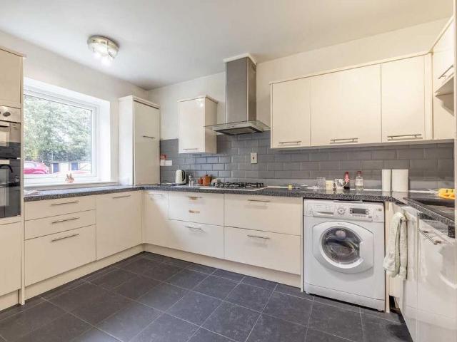 Apartment for rent in Iver