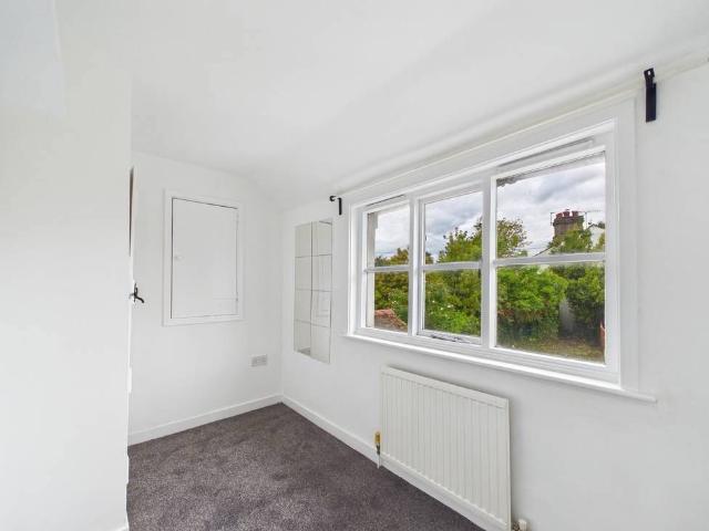 House for rent in Chipping Hill, Essex