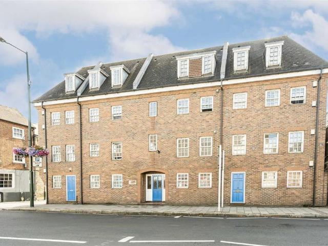 Apartment for rent in Hampton Wick, Greater London