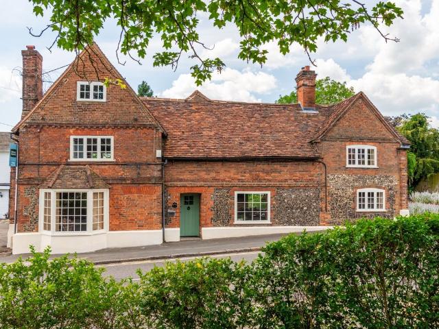 House for rent in Lane End, Buckinghamshire