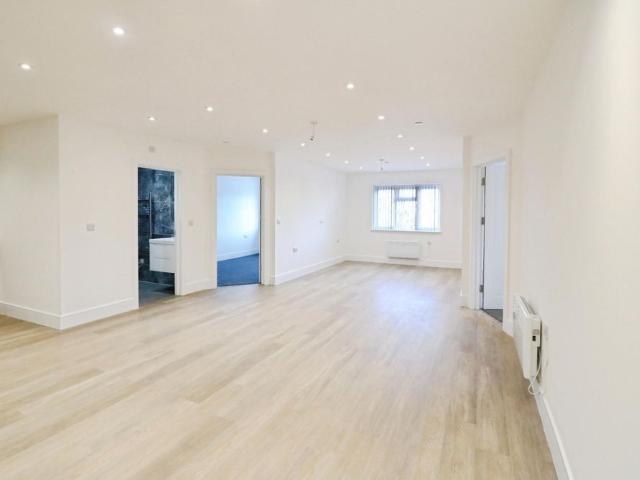 Apartment for rent in Slough